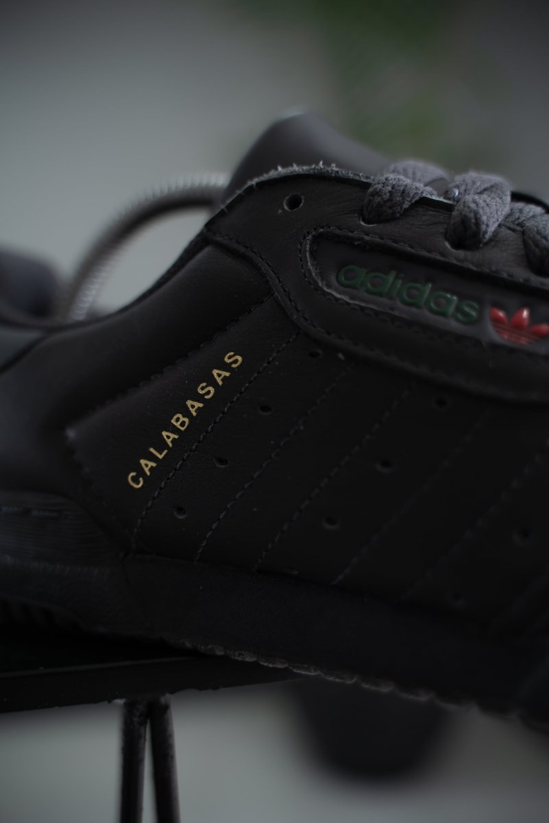 YZY Powerphase Calabasas Core Black-La Familia – La
