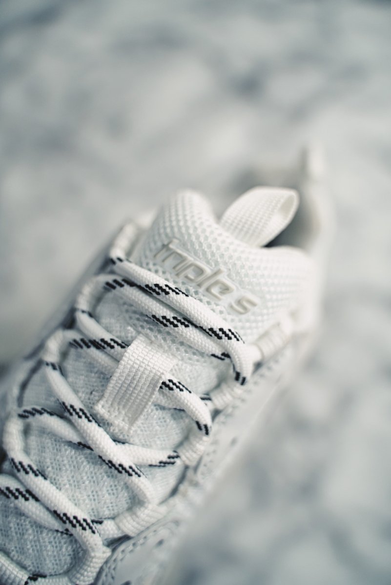 Balenciaga Triple S Clear Sole trainer - La Familia Street Culture - Balenciaga - Balenciaga Triple S Clear Sole trainer - La Familia Street Culture - All White - Balenci - Balenciaga