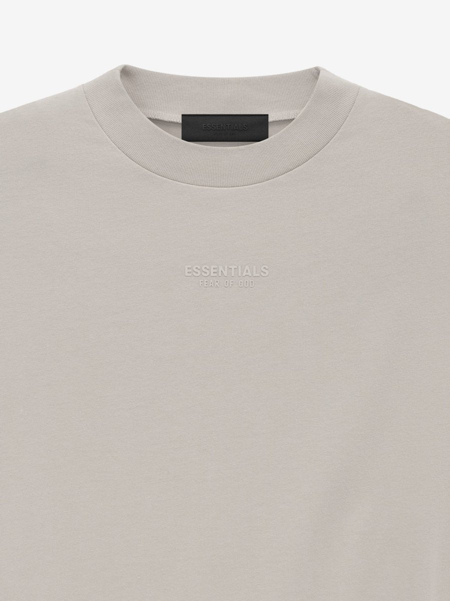 Fear of God Essentials Silver Cloud T-shirt - La Familia Street Culture - FEAR OF GOD - Apparel - Fear Of God - Fear of God essentials