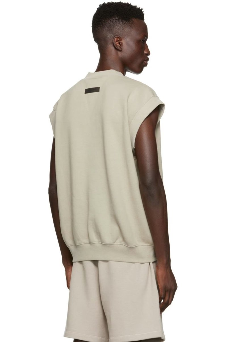 Fear Of God Essentials V - Neck Vest Smoke - La Familia Street Culture - FEAR OF GOD - Fear Of God Essentials V - Neck Vest Smoke -