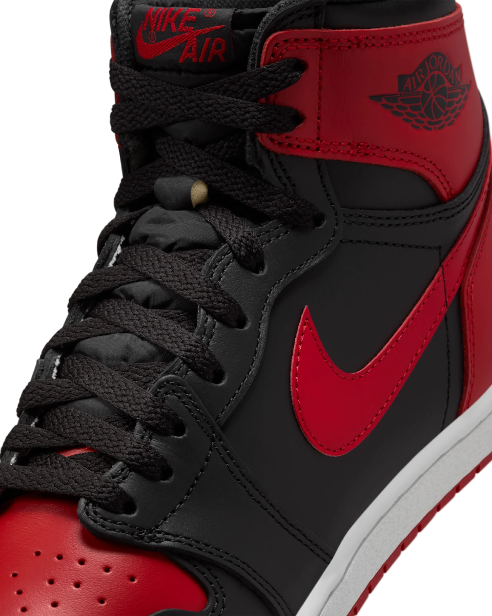 Jordan 1 High ‘85 Bred 2025 - La Familia Street Culture - Air Jordan - Jordan 1 High ‘85 Bred 2025 - 2025 - Air Jordan - Air Jordan 1