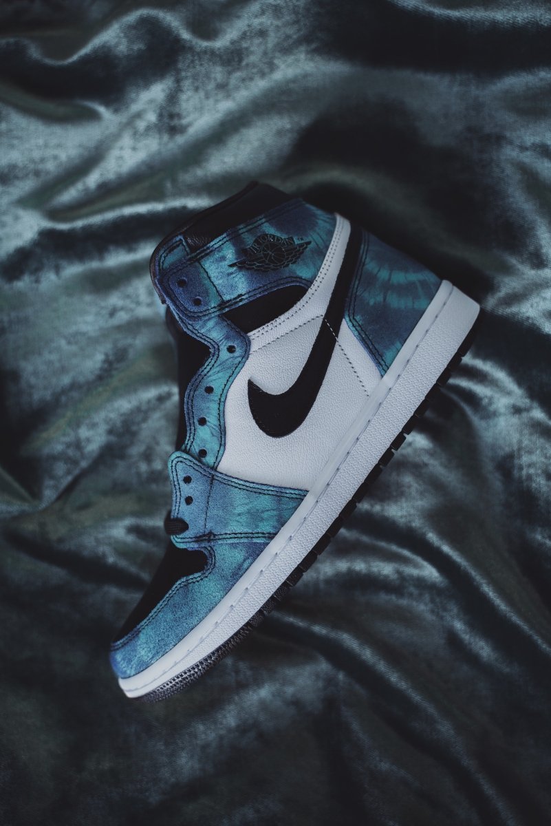 Jordan Retro High Tie Dye (W) La Familia Street Culture ZAR5