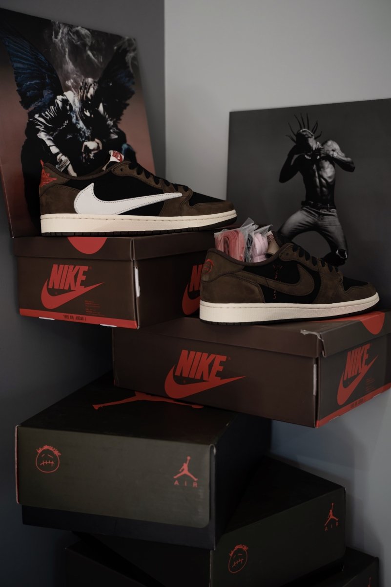 Jordan 1 Retro Low OG SP Travis Scott - La Familia Street Culture - Air Jordan - Jordan 1 Retro Low OG SP Travis Scott - La Familia Street Culture - Air Jordan - Air Jordan 1 - Air Jordan 1 low