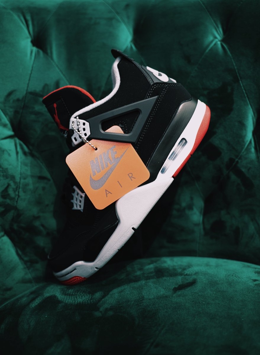 Jordan 4 Retro Bred - La Familia Street Culture - Air Jordan - Jordan 4 Retro Bred - La Familia Street Culture - Air Jordan - Black and Red - Bred