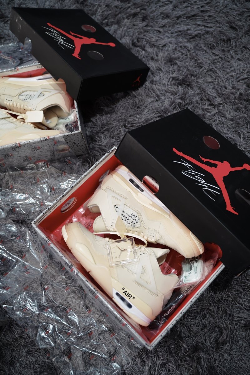 Jordan 4 retro Off - White sail (W) - La Familia Street Culture - Air Jordan - Jordan 4 retro Off - White sail (W) - La Familia Street Culture - Air Jordan - Air Jordan 4 - AJ