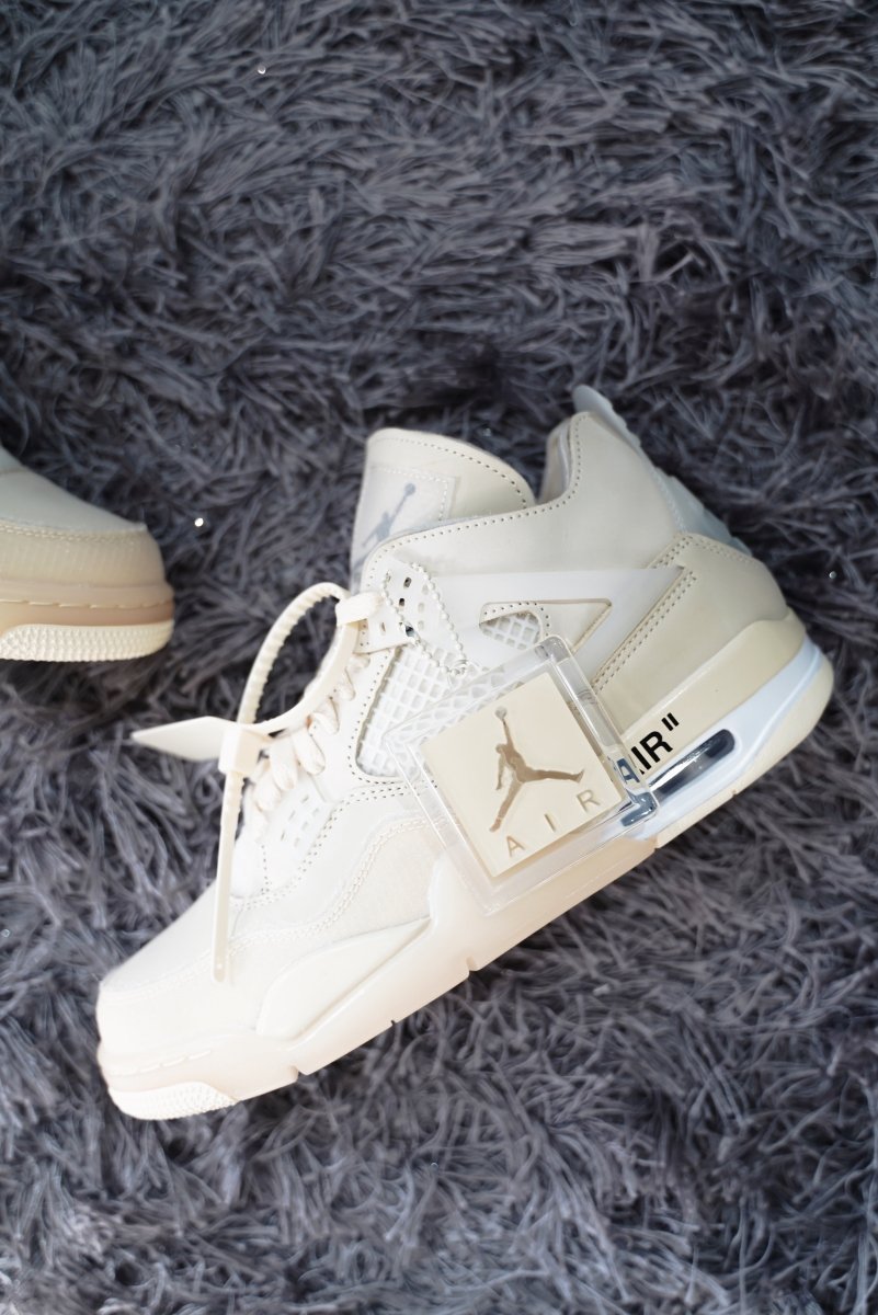 Jordan 4 retro Off - White sail (W) - La Familia Street Culture - Air Jordan - Jordan 4 retro Off - White sail (W) - La Familia Street Culture - Air Jordan - Air Jordan 4 - AJ