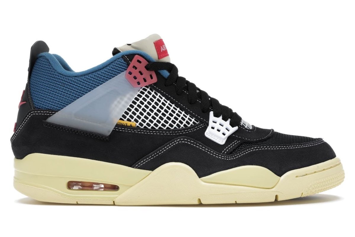 Jordan 4 Retro Union Off Noir - La Familia Street Culture - Air Jordan - Jordan 4 Retro Union Off Noir - La Familia Street Culture -