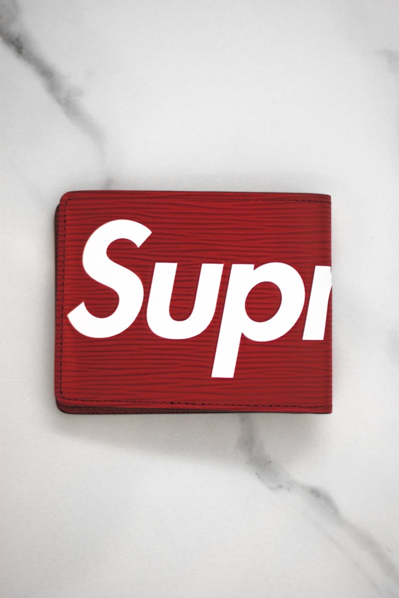 Louis Vuitton x Supreme slender wallet - La Familia Street Culture - Louis Vuitton - Louis Vuitton x Supreme slender wallet - La Familia Street Culture - Louis Vuitton x Supreme slender wallet -