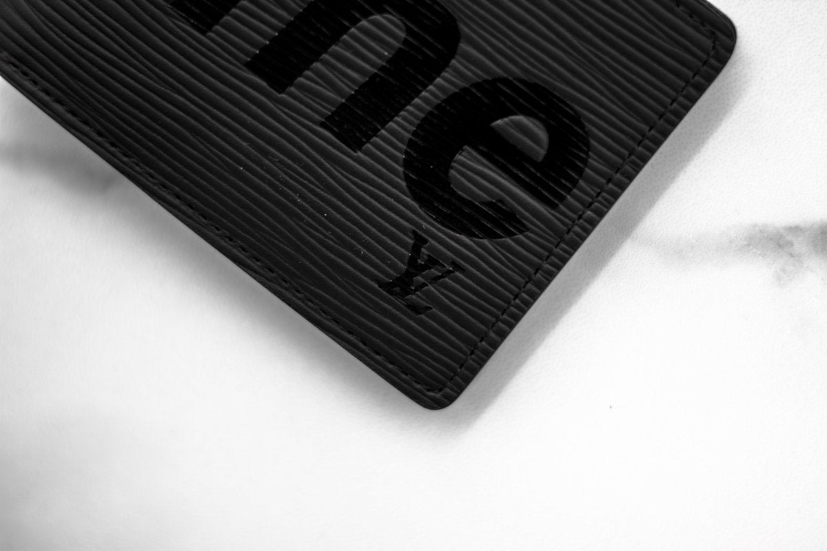Louis Vuitton x Supreme slender wallet - La Familia Street Culture - Louis Vuitton - Louis Vuitton x Supreme slender wallet - La Familia Street Culture - Louis Vuitton x Supreme slender wallet -