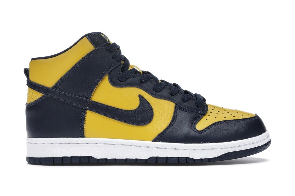 Nike Dunk High Michigan (2020) - La Familia Street Culture - Nike - Nike Dunk High Michigan (2020) - La Familia Street Culture - 2020 - Apparel - deadstock