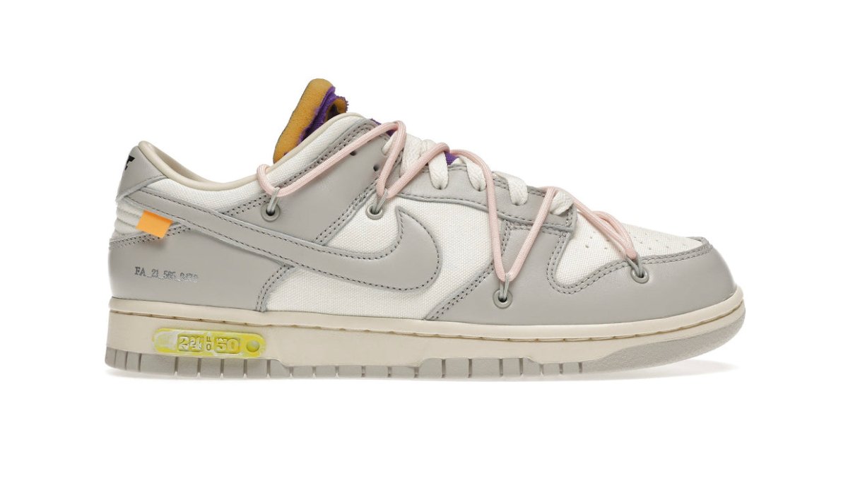 Nike Dunk Low Off - White Lot 24 - La Familia Street Culture - Nike - Nike Dunk Low Off - White Lot 24 - La Familia Street Culture - La Familia - La Familia Street Culture - Nike