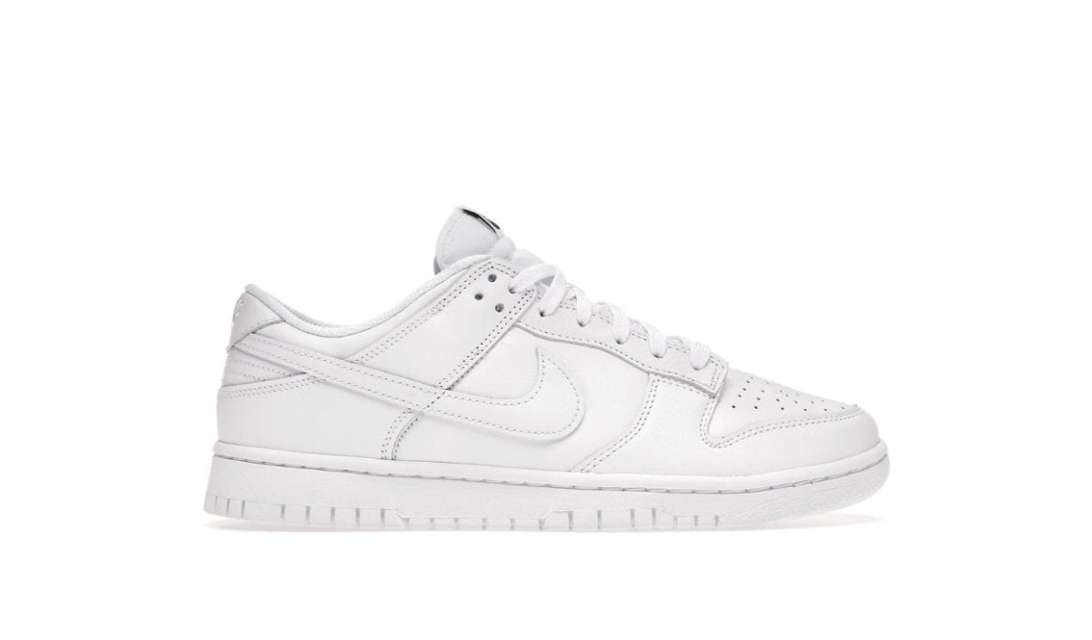 Nike Dunk Low Triple White (W) 2021 - La Familia Street Culture - La Familia Street Culture - Nike Dunk Low Triple White (W) 2021 - La Familia Street Culture -