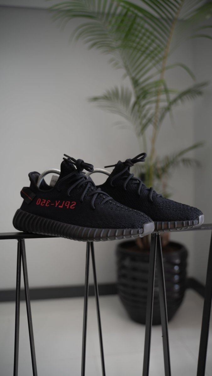 Adidas Yeezy Boost 350 V2 Bred - La Familia Street Culture - YEEZY - Adidas Yeezy Boost 350 V2 Bred - La Familia Street Culture - 350 - Bred - Yeezy