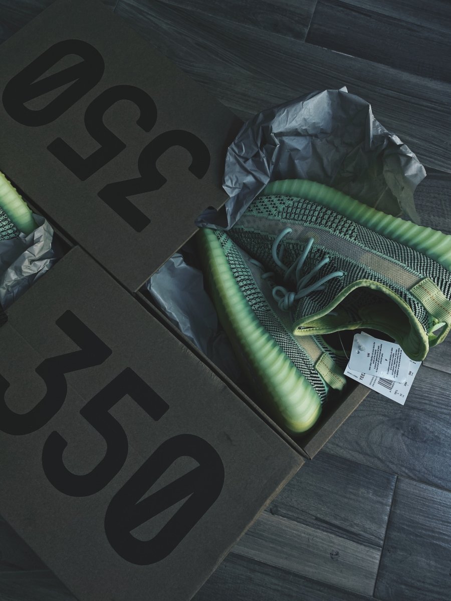 Adidas Yeezy Boost 350 V2 Yeezreel (Non - Reflective) - La Familia Street Culture - YEEZY - Adidas Yeezy Boost 350 V2 Yeezreel (Non - Reflective) - La Familia Street Culture - 350 boost - Adi - Adidas
