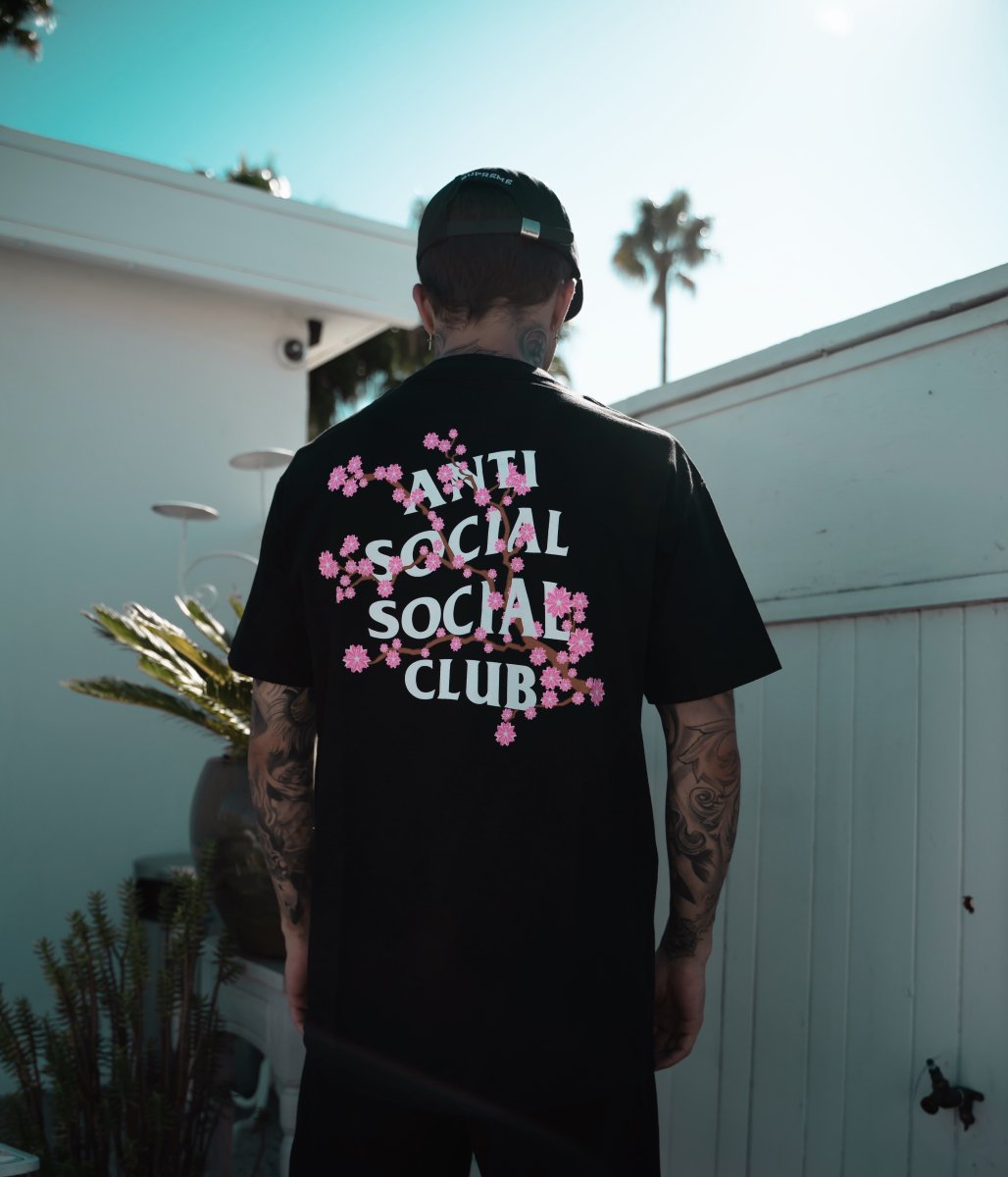 Anti Social Social Club Black Cotton Cherry Blossom ASSC T-Shirt - La Familia Street Culture - ANTI SOCIAL SOCIAL CLUB - Anti Social Social Club Black Cotton Cherry Blossom ASSC T-Shirt - La Familia Street Culture - Anti Social Social Club - ASSC - Cherry Blossom