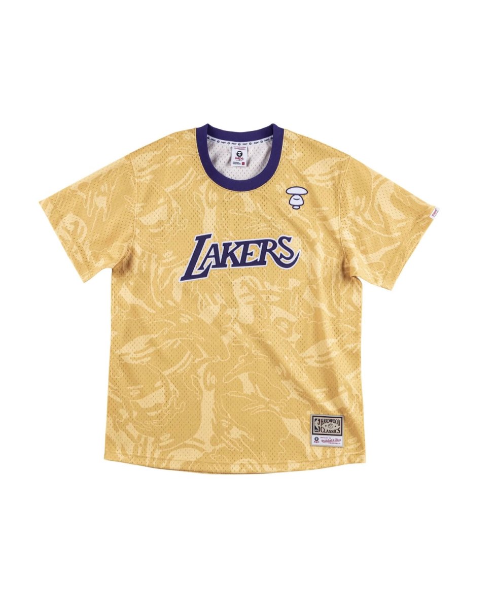 Bape x Mitchell & Ness Los Angeles Lakers BP Jersey Yellow - La Familia Street Culture - BAPE MICHELL&NESS - Bape x Mitchell & Ness Los Angeles Lakers BP Jersey Yellow - La Familia Street Culture - Bape x Mitchell & Ness Los Angeles Lakers BP Jersey Yellow - La Familia - LaFamilia