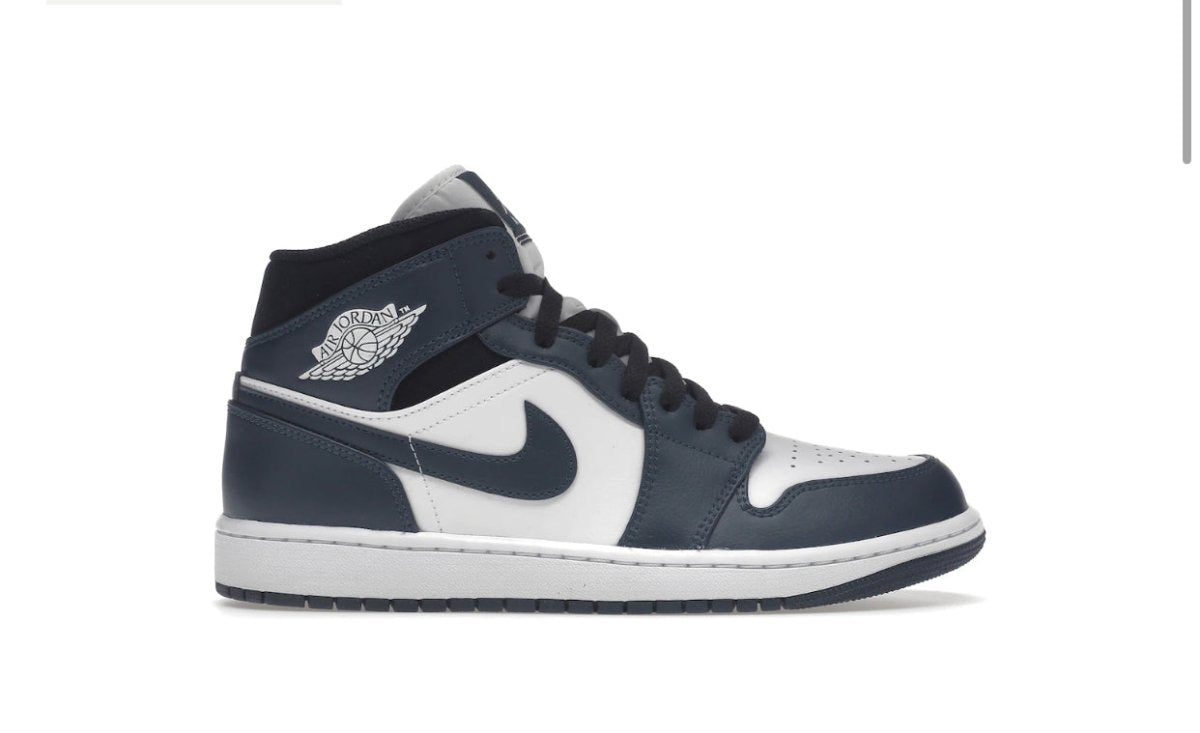 Jordan 1 mid armoury navy - La Familia Street Culture - Air Jordan