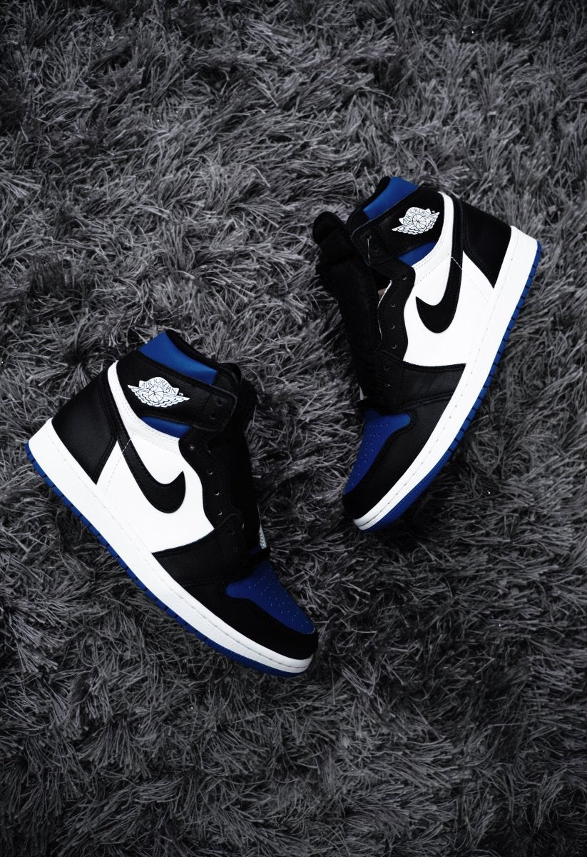 Jordan Retro High Royal Toe La Familia Street Culture