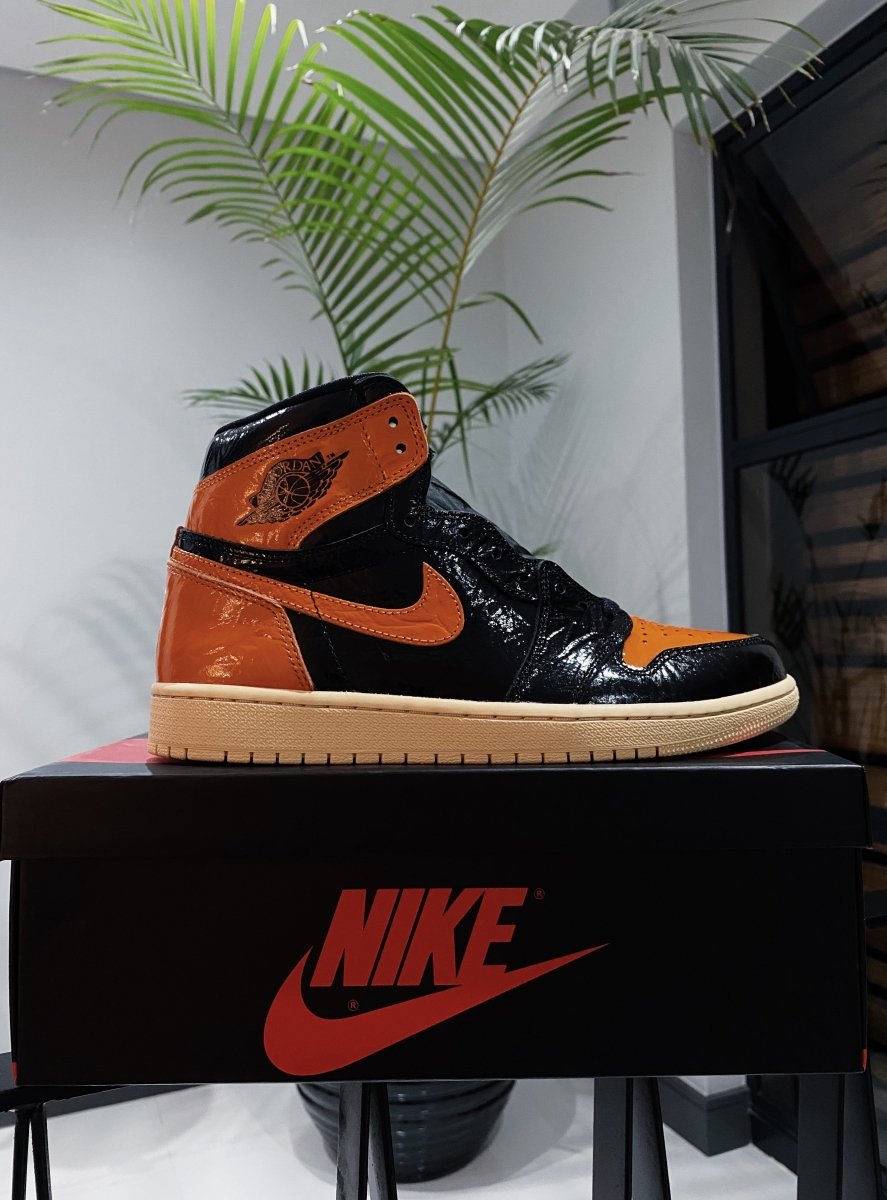 Jordan Retro High Shattered Backboard