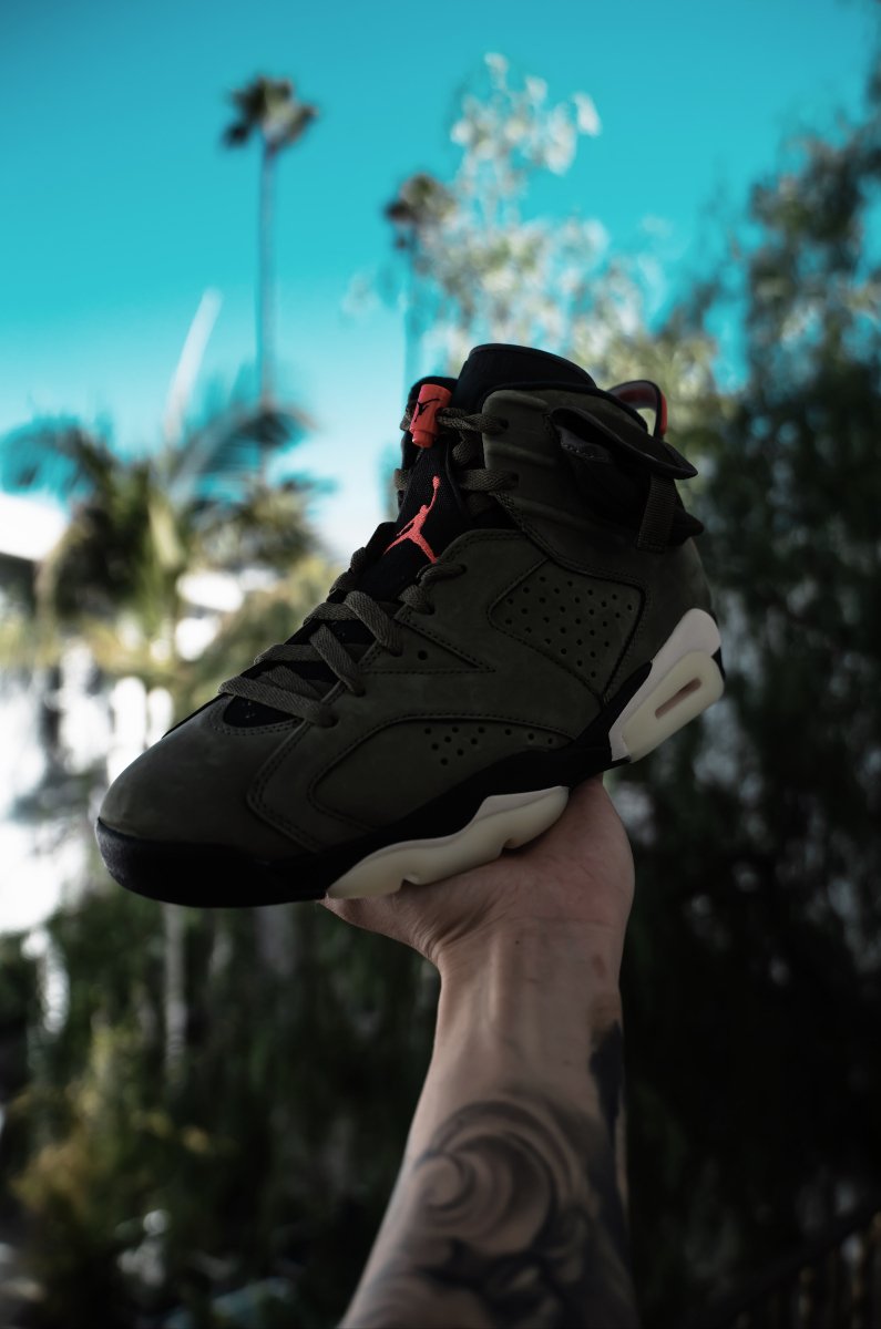 Jordan 6 Cactus Jack retro Travis Scott - La Familia Street Culture - Air Jordan - Jordan 6 Cactus Jack retro Travis Scott - La Familia Street Culture - Air Jordan - Cactus Jack - Hypebeast