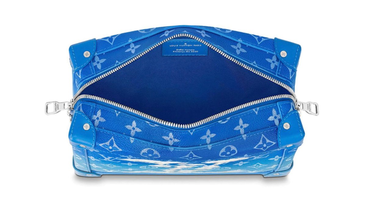 Louis Vuitton Soft Trunk Clouds Monogram Blue - La Familia Street Culture - Louis Vuitton - Louis Vuitton Soft Trunk Clouds Monogram Blue - La Familia Street Culture - Louis Vuitton Soft Trunk Clouds Monogram Blue - 