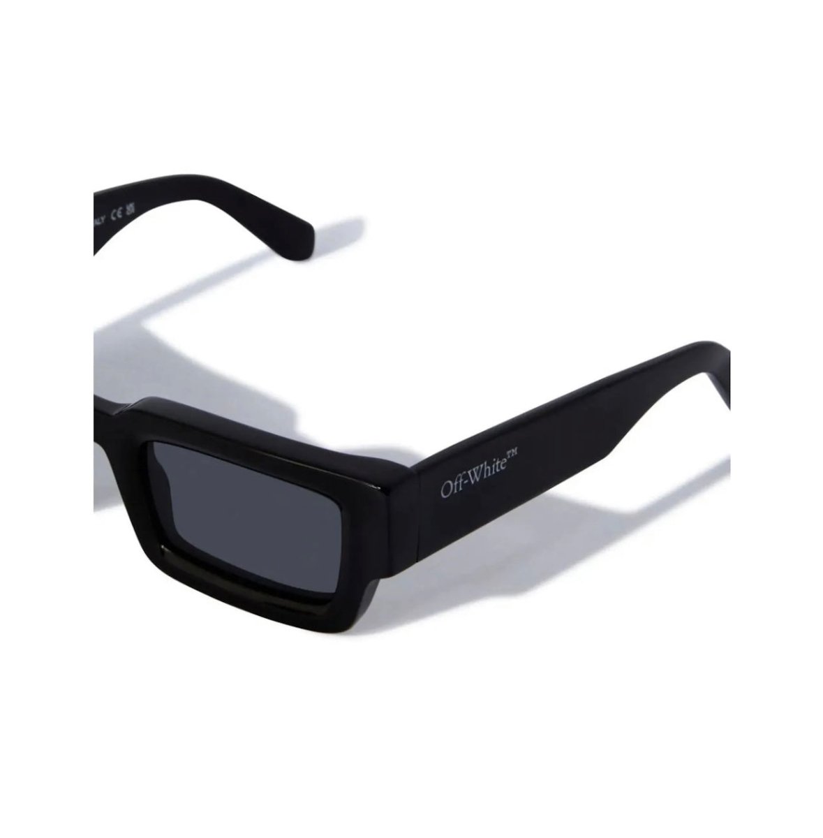 Off - White Lecce Sunglasses Black - La Familia Street Culture - Off - White - Off - White Lecce Sunglasses Black - La Familia Street Culture - La Familia - La Familia Sneakers - La Familia South African