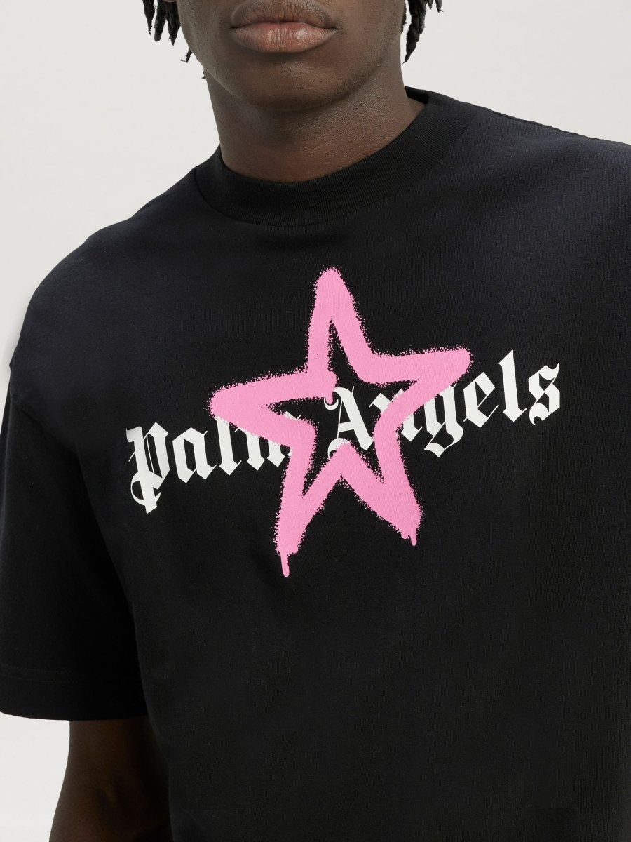 Palm Angels star spray t-shirt black pink - La Familia Street Culture - PALM ANGELS - Palm Angels star spray t-shirt black pink - La Familia Street Culture - Palm Angels Star Spray T-shirt Black Pink - 