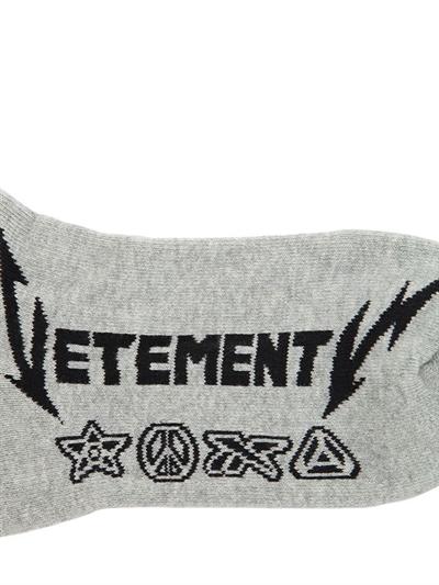 Vetements metal logo cotton blend socks - La Familia Street Culture - Vetements - Vetements metal logo cotton blend socks - La Familia Street Culture - 